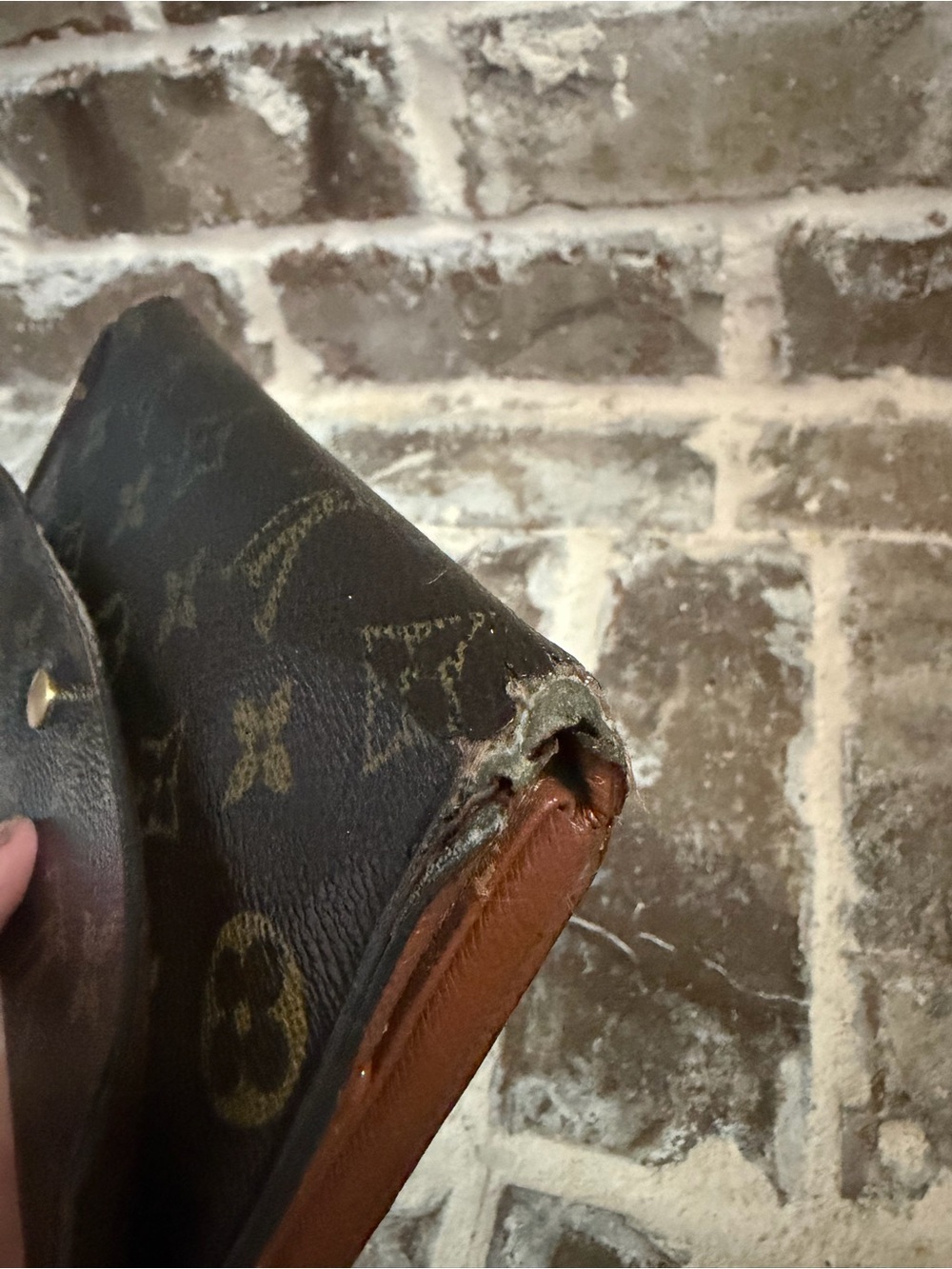 Louis Vuitton Sarah Wallet in Monogram canvas - Picture 6 of 7